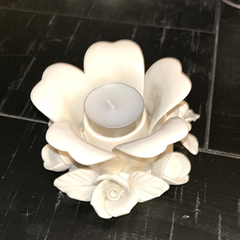 Bowring ceramic floral votive holder